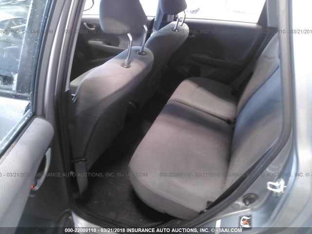 JHMGE8H24AS023502 - 2010 HONDA FIT SILVER photo 8