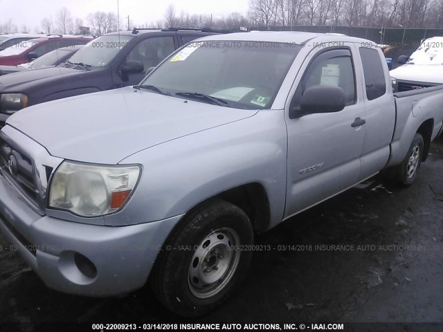 5TETX22N88Z588903 - 2008 TOYOTA TACOMA ACCESS CAB Silber Foto 2