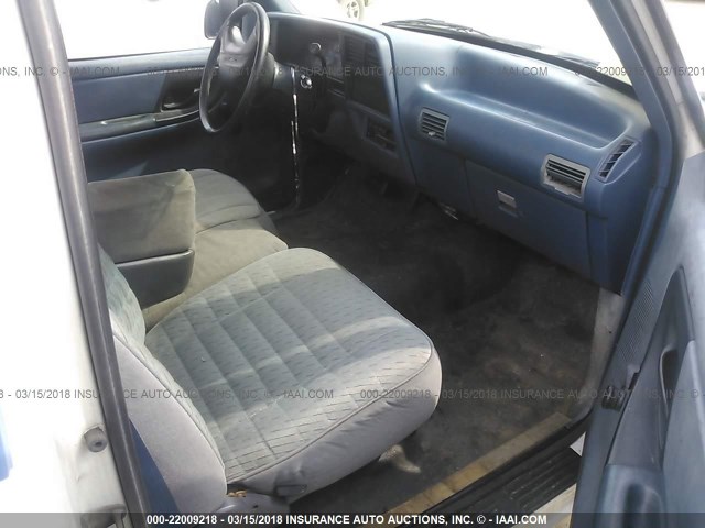 1FTCR10A1PUB61557 - 1993 FORD RANGER WHITE photo 5