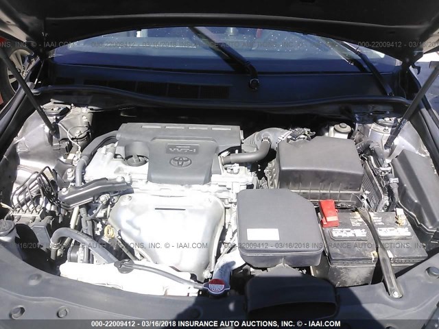 4T1BF1FK7GU233457 - 2016 TOYOTA CAMRY LE/XLE/SE/XSE GRAY photo 10