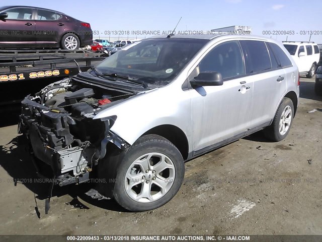 2FMDK4GC4DBA44800 - 2013 FORD EDGE SE SILVER photo 2