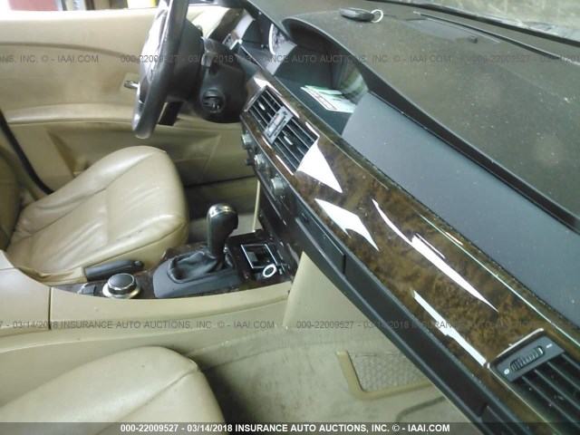 WBANF33597CW70844 - 2007 BMW 525 XI BLUE photo 5