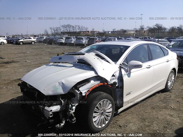 3FA6P0SU3DR332080 - 2013 FORD FUSION TITANIUM PHEV WHITE photo 2