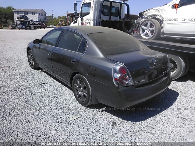 1N4AL11D35C952179 - 2005 NISSAN ALTIMA S/SL GRAY photo 3