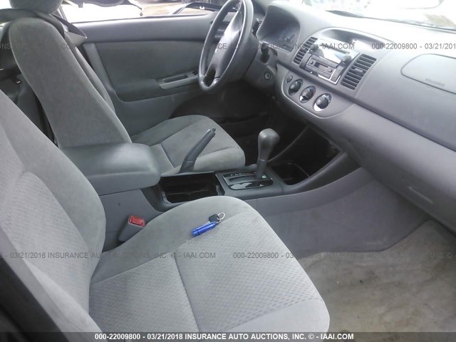 4T1BE32K54U835614 - 2004 TOYOTA CAMRY LE/XLE/SE Boz foto 5