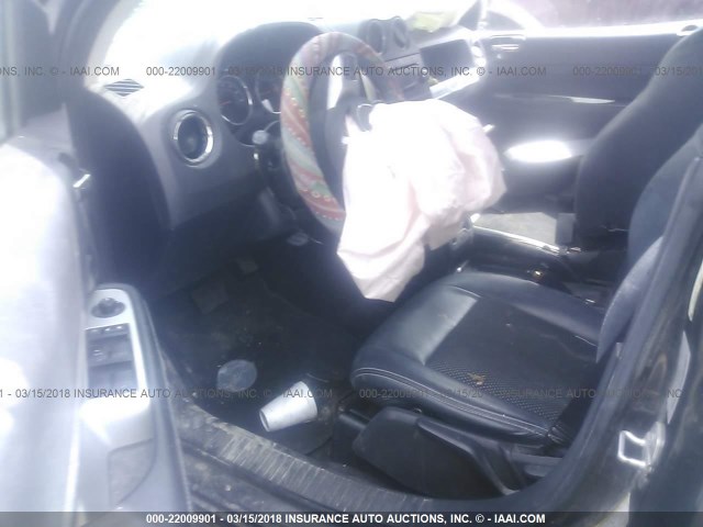 1C4NJDEB0FD258301 - 2015 JEEP COMPASS LATITUDE 灰色 照片 5