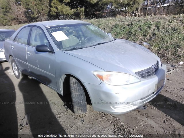 4T1BE30K64U266193 - 2004 TOYOTA CAMRY LE/XLE/SE ვერცხლისფერი ფოტო 1
