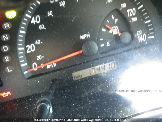 4T1BE30K64U266193 - 2004 TOYOTA CAMRY LE/XLE/SE ვერცხლისფერი ფოტო 7