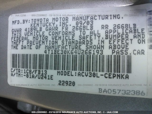 4T1BE30K64U266193 - 2004 TOYOTA CAMRY LE/XLE/SE ვერცხლისფერი ფოტო 9