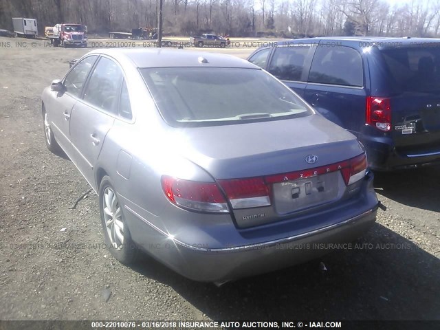 KMHFC46F38A282057 - 2008 HYUNDAI AZERA SE/LIMITED SILVER photo 3