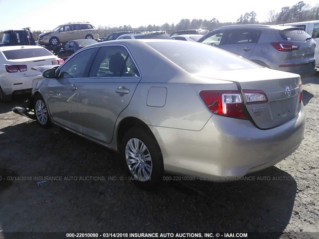 4T1BF1FK4EU465169 - 2014 TOYOTA CAMRY L/SE/LE/XLE 金色 照片 3