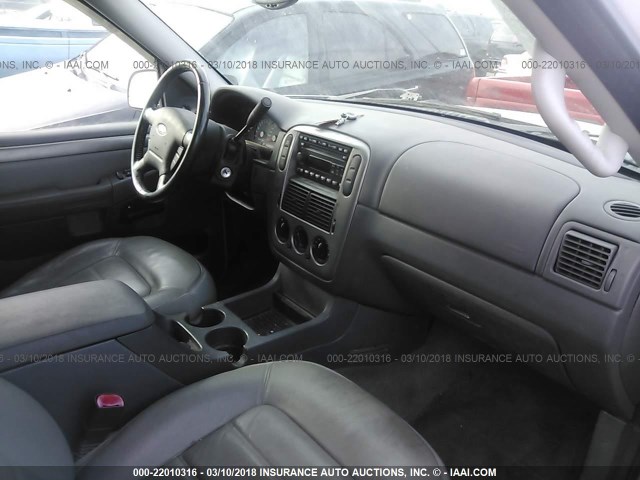 1FMZU73W54UA44834 - 2004 FORD EXPLORER XLT/XLT SPORT/NBX 银色 照片 5