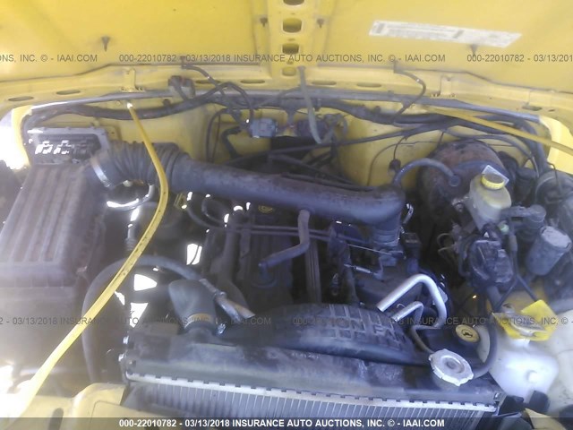 1J4FA49S91P314686 - 2001 JEEP WRANGLER / TJ SPORT YELLOW photo 10