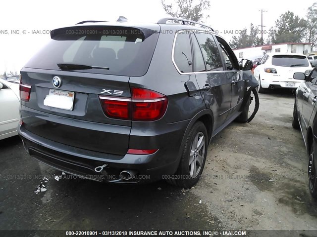 5UXZW0C54D0B90924 - 2013 BMW X5 XDRIVE35D Boz foto 4