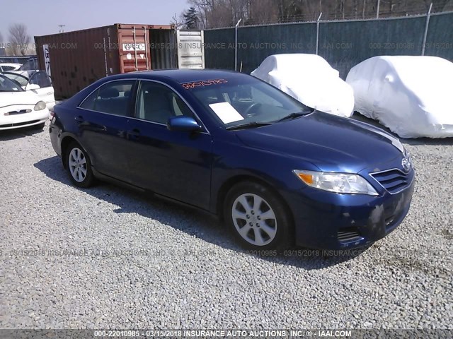 4T4BF3EK3AR044394 - 2010 TOYOTA CAMRY SE/LE/XLE BLUE photo 1