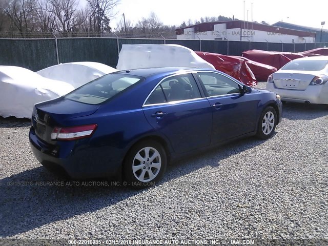 4T4BF3EK3AR044394 - 2010 TOYOTA CAMRY SE/LE/XLE BLUE photo 4