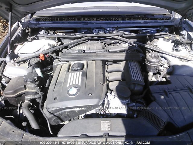 WBAPK5C58BF127220 - 2011 BMW 328 XI SULEV GRAY photo 10
