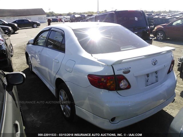 1NXBU4EEXAZ237934 - 2010 TOYOTA COROLLA S/LE/XLE WHITE photo 3