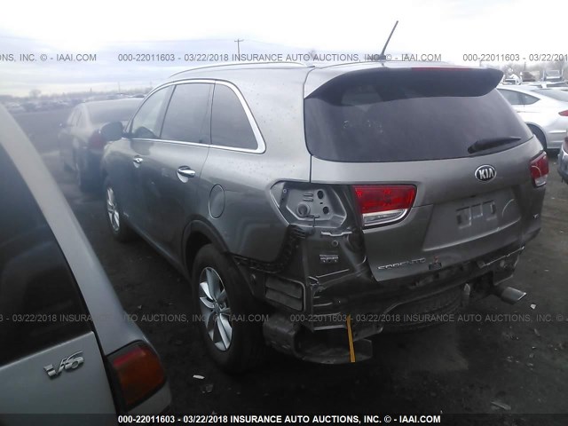 5XYPGDA52GG135299 - 2016 KIA SORENTO LX/L GRAY photo 3