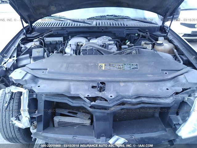 5LMFU27R84LJ08104 - 2004 LINCOLN NAVIGATOR 黑色 照片 10