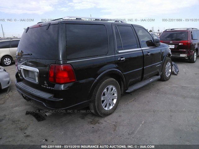 5LMFU27R84LJ08104 - 2004 LINCOLN NAVIGATOR 黑色 照片 4