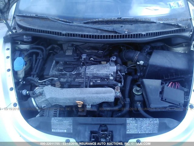 3VWDD21C0YM417330 - 2000 VOLKSWAGEN NEW BEETLE GLX 银色 照片 10