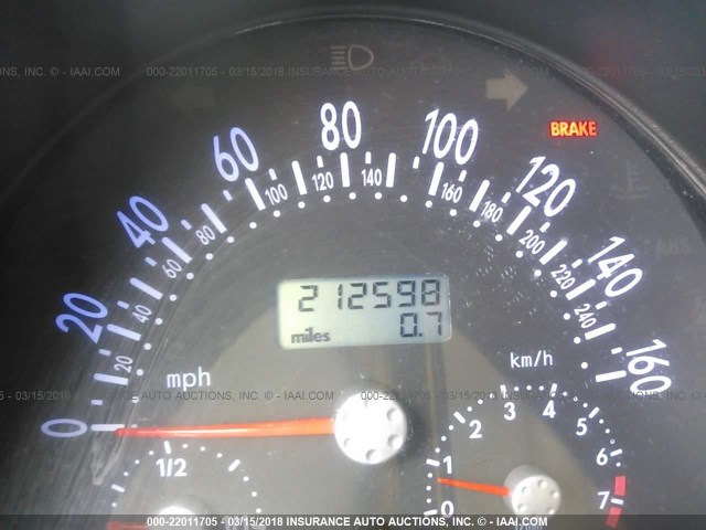 3VWDD21C0YM417330 - 2000 VOLKSWAGEN NEW BEETLE GLX 银色 照片 7