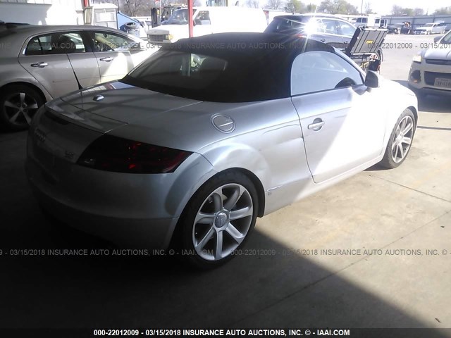 TRURD38J481003635 - 2008 AUDI TT 3.2 QUATTRO SILVER photo 4