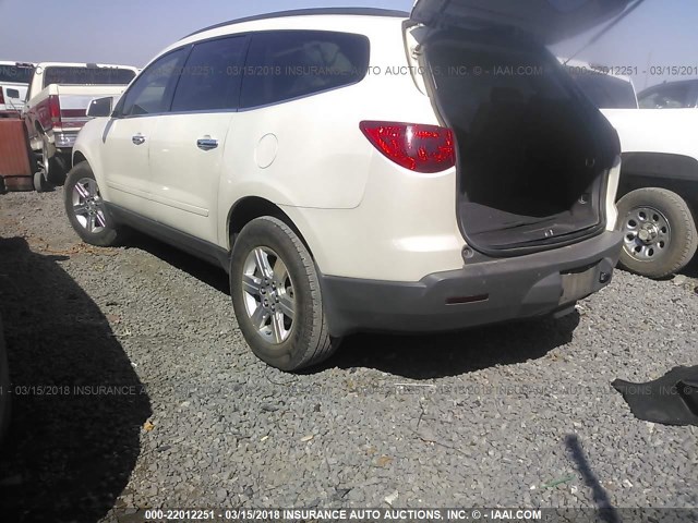 1GNKVGED9CJ125339 - 2012 CHEVROLET TRAVERSE LT WHITE photo 3