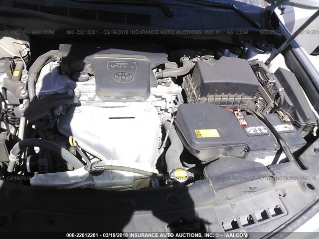 4T1BF1FK4EU377433 - 2014 TOYOTA CAMRY L/SE/LE/XLE 银色 照片 10