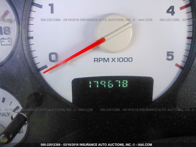 3D7KA28C04G248174 - 2004 DODGE RAM 2500 ST/SLT 白色 照片 7