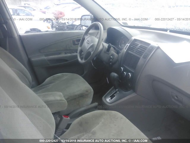 KM8JN72D85U072008 - 2005 HYUNDAI TUCSON GLS/LX WHITE photo 5