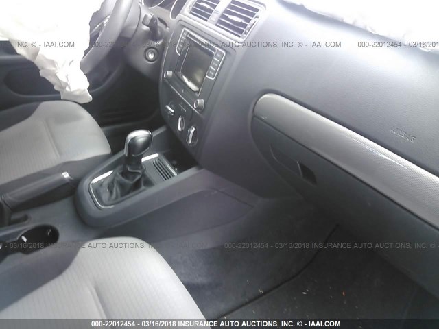 3VW2B7AJ6HM302305 - 2017 VOLKSWAGEN JETTA S 黑色 照片 5