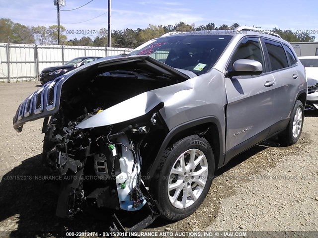 1C4PJLCBXGW217637 - 2016 JEEP CHEROKEE LATITUDE SILVER photo 2