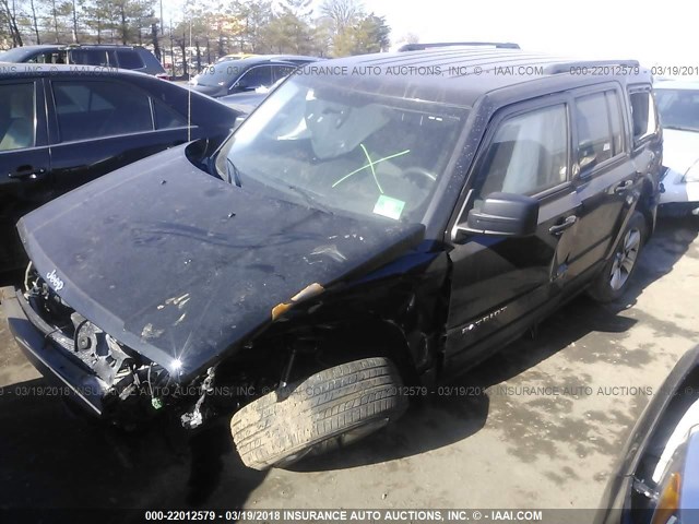 1C4NJRFB1DD174240 - 2013 JEEP PATRIOT LATITUDE BLACK photo 2