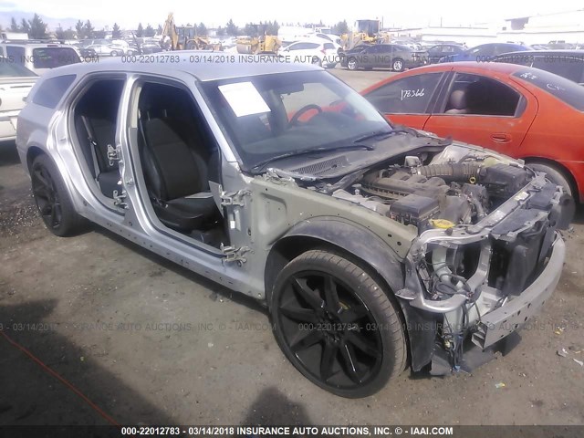 2D4FV47T68H168187 - 2008 DODGE MAGNUM SILVER photo 1