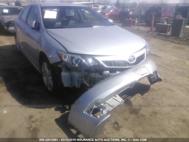 4T1BF1FK1EU382461 - 2014 TOYOTA CAMRY L/SE/LE/XLE 银色 照片 6