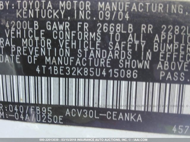 4T1BE32K85U415086 - 2005 TOYOTA CAMRY LE/XLE/SE WHITE photo 9