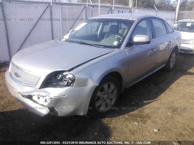 1FAHP24137G162449 - 2007 FORD FIVE HUNDRED SEL GRAY photo 2