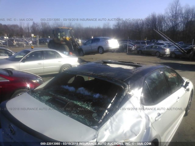 4T1B61HK9JU070802 - 2018 TOYOTA CAMRY XSE WHITE photo 6