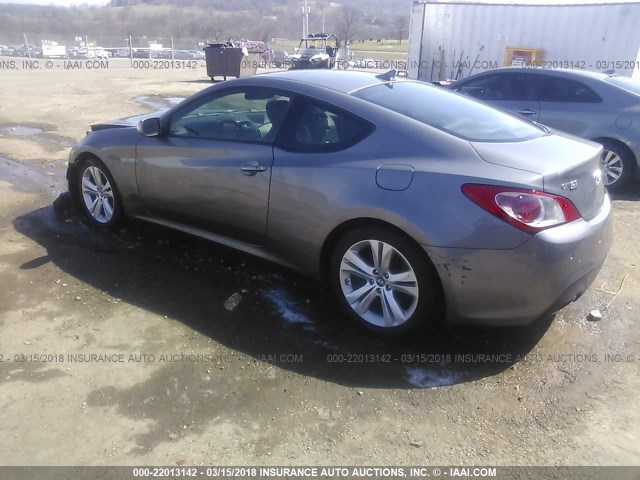 KMHHU6KH4BU049268 - 2011 HYUNDAI GENESIS COUPE 3.8L GRAY photo 3