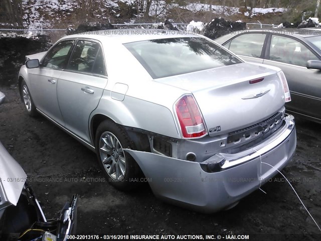 2C3CCACG2CH224166 - 2012 CHRYSLER 300 LIMITED SILVER photo 3