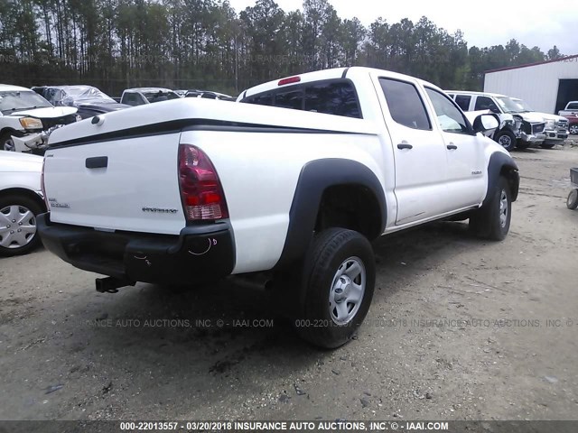 5TFJX4GN6DX023479 - 2013 TOYOTA TACOMA DOUBLE CAB WHITE photo 4