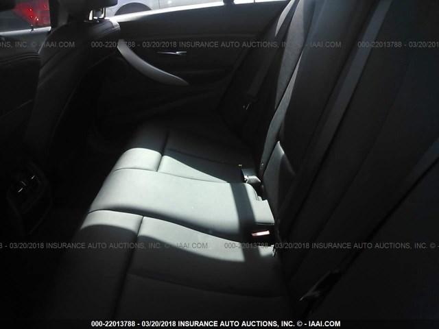 WBA3C3G54FNS74284 - 2015 BMW 320 I/XDRIVE Schwarz Foto 8
