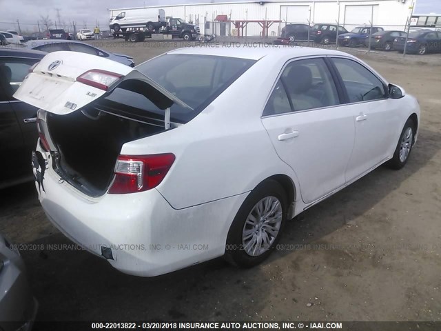 4T1BD1FK9DU076807 - 2013 TOYOTA CAMRY HYBRID/LE/XLE WHITE photo 4