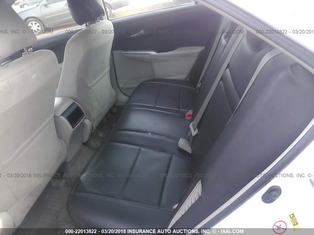 4T1BD1FK9DU076807 - 2013 TOYOTA CAMRY HYBRID/LE/XLE 白色 照片 8