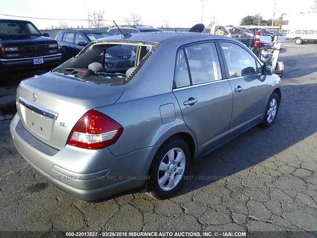 3N1BC11E27L419600 - 2007 NISSAN VERSA S/SL GRAY photo 4