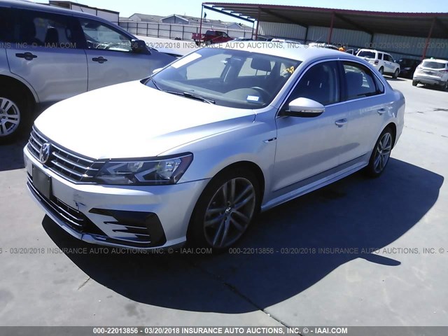 1VWDT7A33HC072375 - 2017 VOLKSWAGEN PASSAT R-LINE Gümüş foto 2