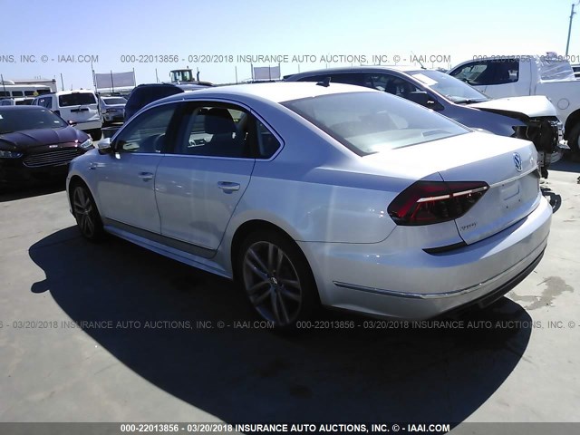 1VWDT7A33HC072375 - 2017 VOLKSWAGEN PASSAT R-LINE Gümüş foto 3