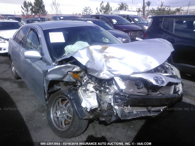 4T4BF3EK1BR166186 - 2011 TOYOTA CAMRY SE/LE/XLE SILVER photo 1